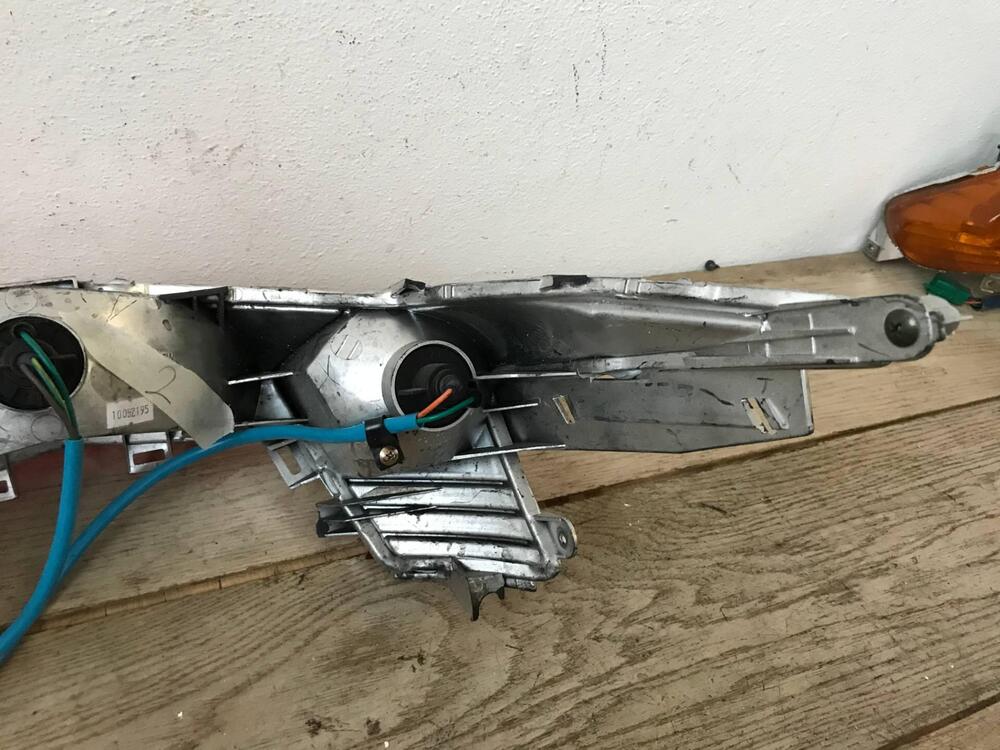 Fanale post II Kymco DT 300 S.L (8)