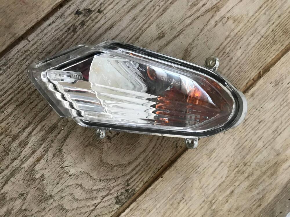 Freccia ant dx Kymco Agility 1 tipo S.L (3)