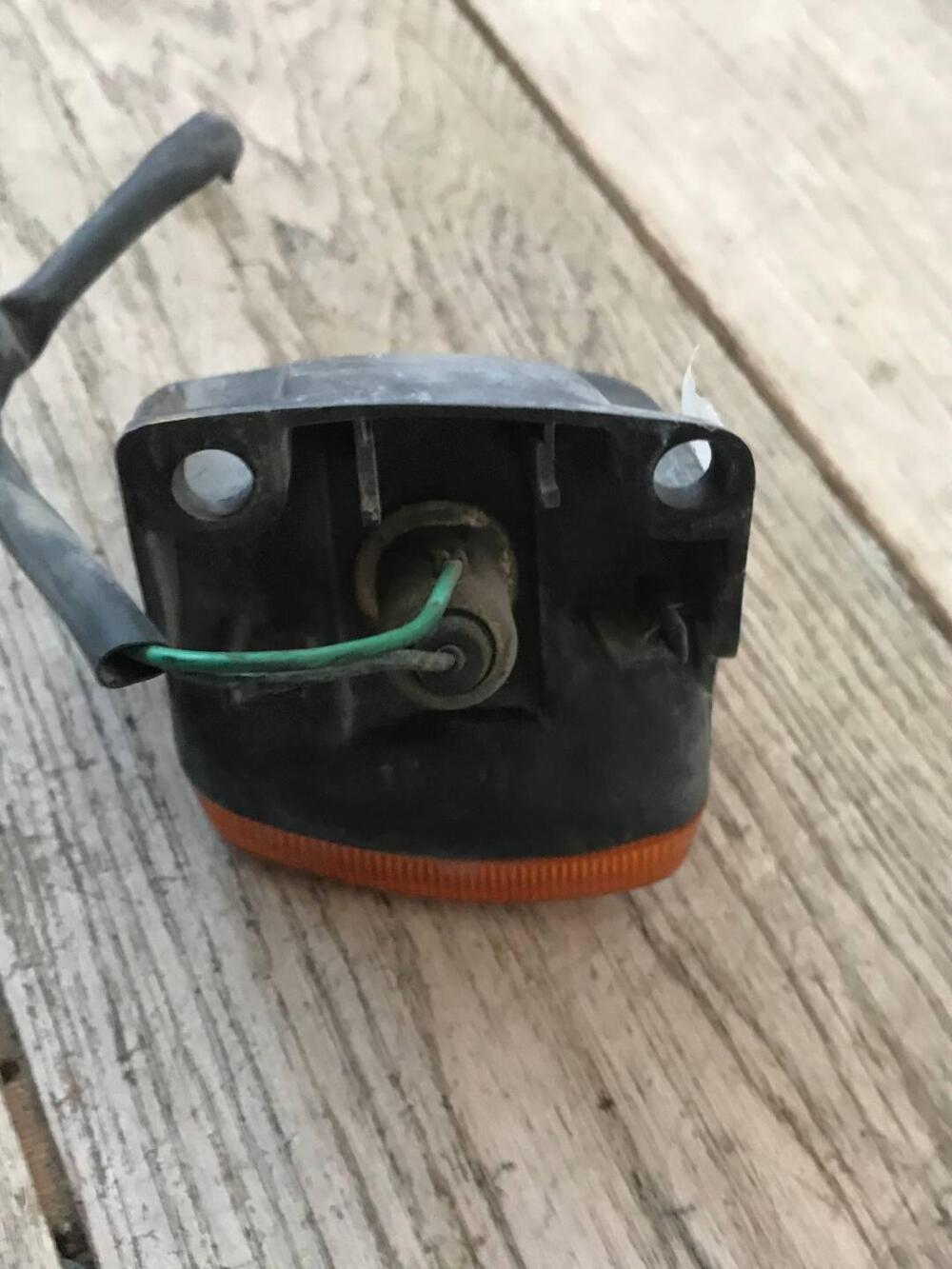 Freccia post dx Honda Vision 50 S.L (3)