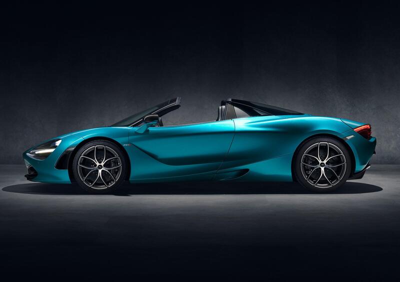 McLaren 720S Cabrio (2018-23) (2)