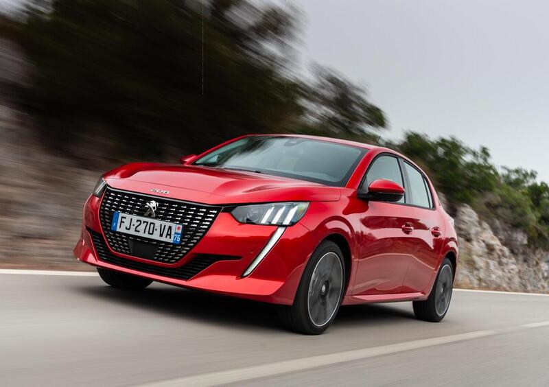 Peugeot 208 (2012-20) (6)