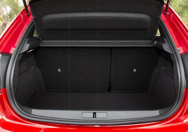 Peugeot 208 (2012-20) (14)