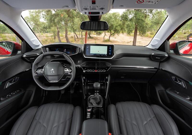Peugeot 208 (2012-20) (15)