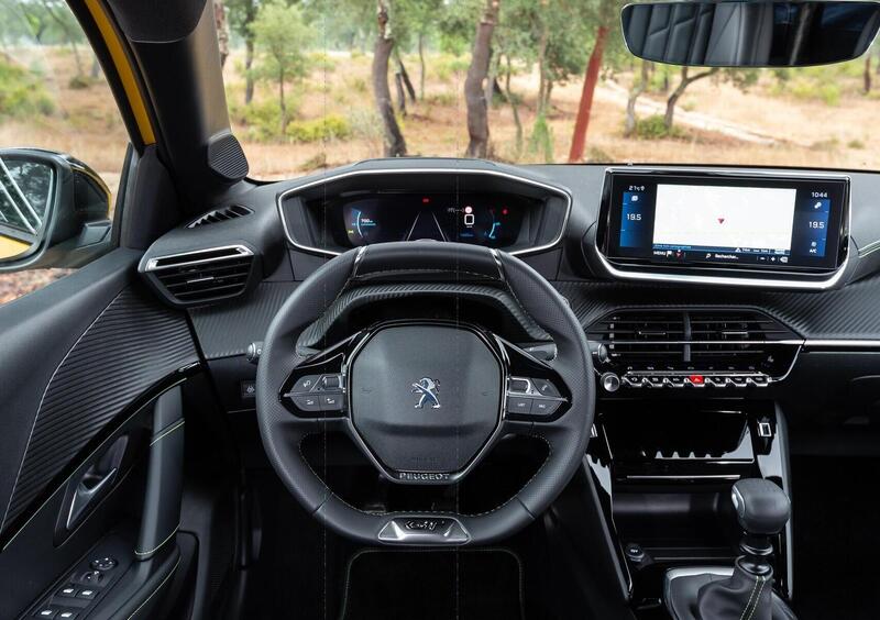 Peugeot 208 (2012-20) (16)