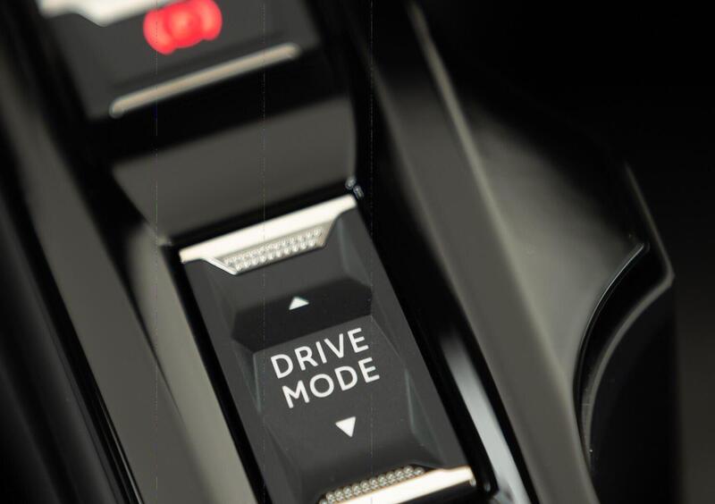 Peugeot 208 (2012-20) (17)
