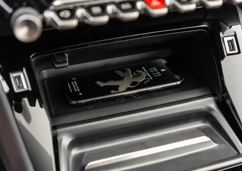 Peugeot 208 (2012-20) (19)