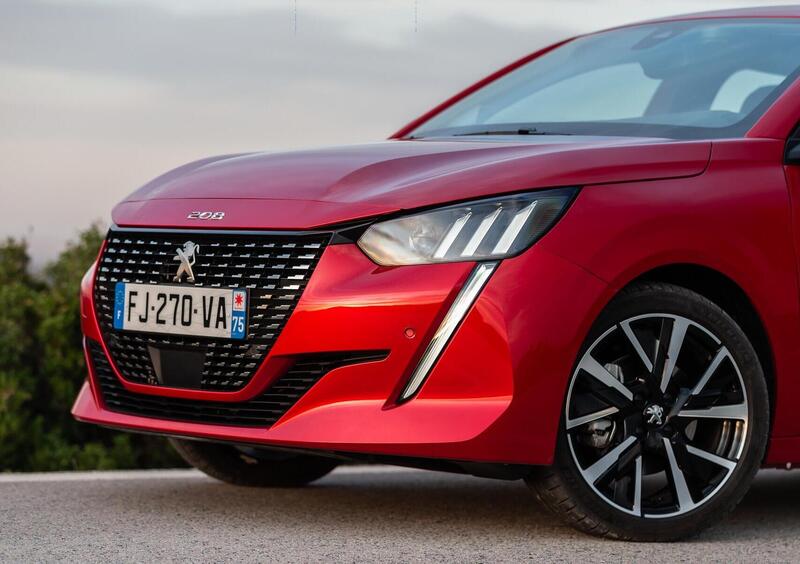 Peugeot 208 (2012-20) (21)