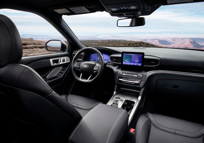 Ford Explorer (2020-23) (18)