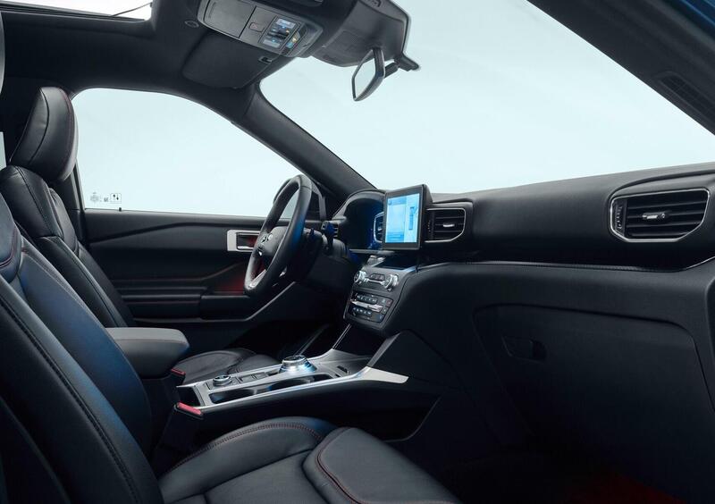 Ford Explorer (2020-23) (11)