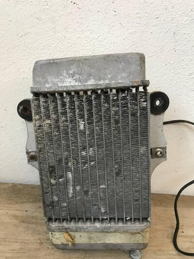 Radiatore grigio Honda Dylan con ventola SL