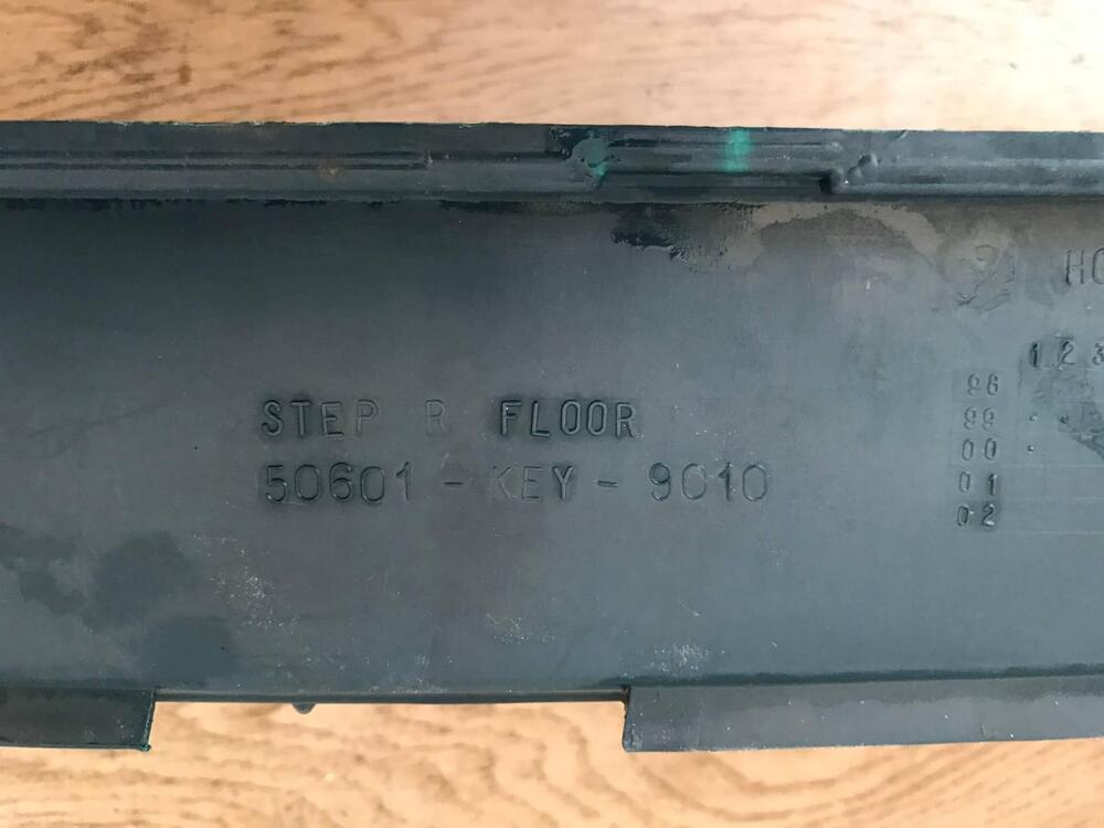 Pedana dx verde Honda Foresight 250 S.L (3)