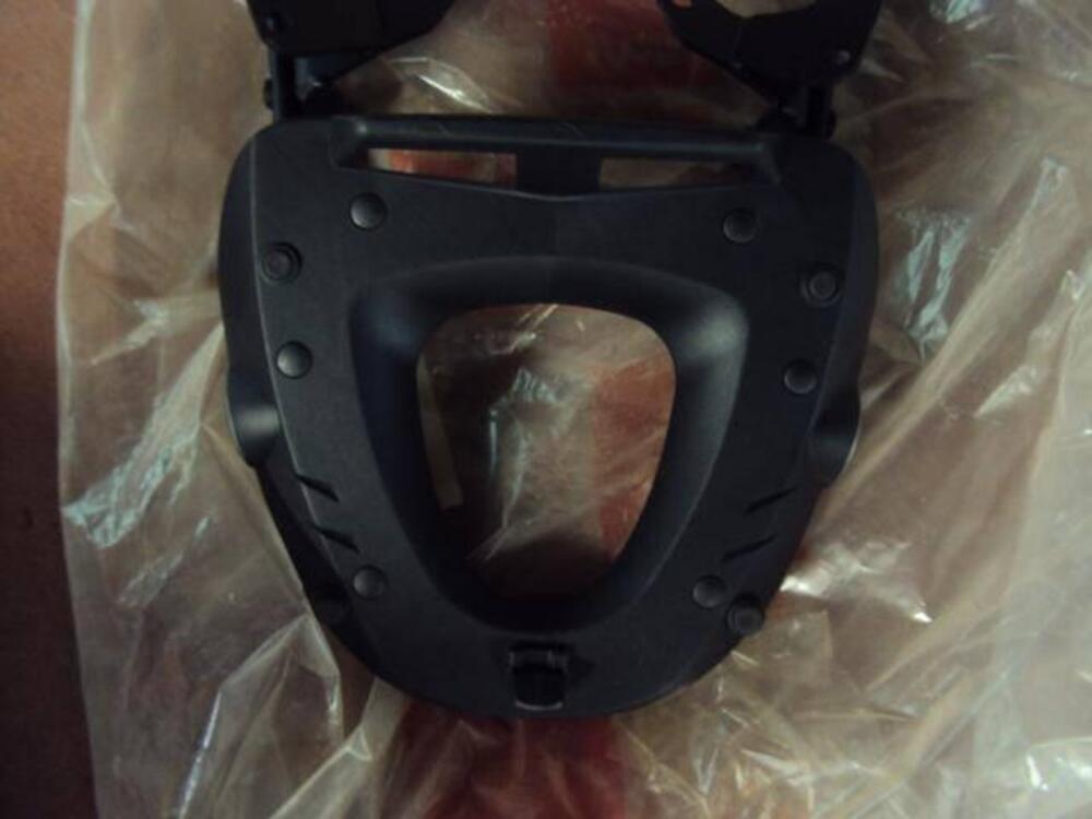 PORTAPACCHI Givi (2)