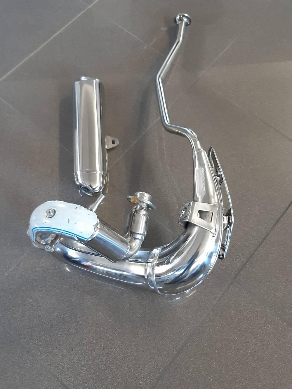 KIT SCARICO ACCIAIO LUCIDATO GILERA DERBI APRILIA (2)