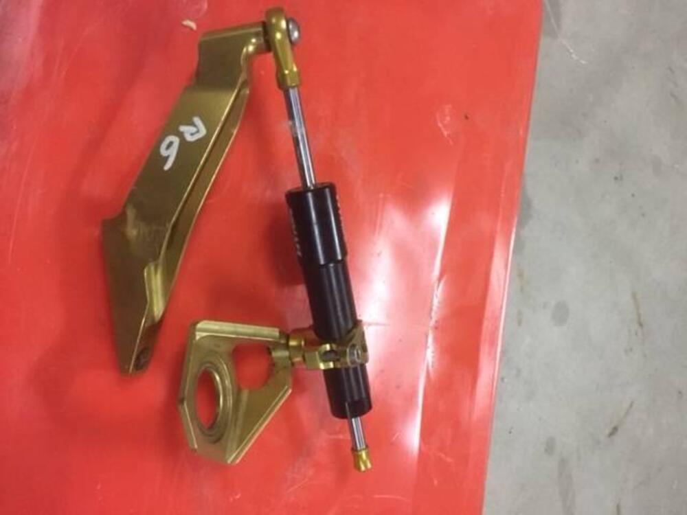 Ammortizzatore sterzo per Yamaha R6 Hyperpro (2)