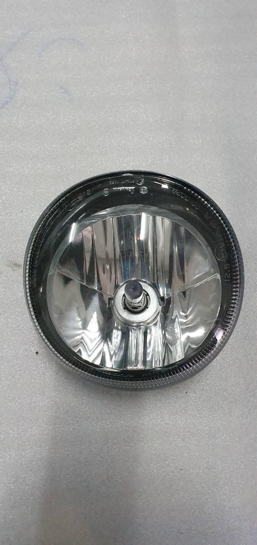 FARO FANALE ANTERIORE PIAGGIO VESPA GTS 300 1D0004