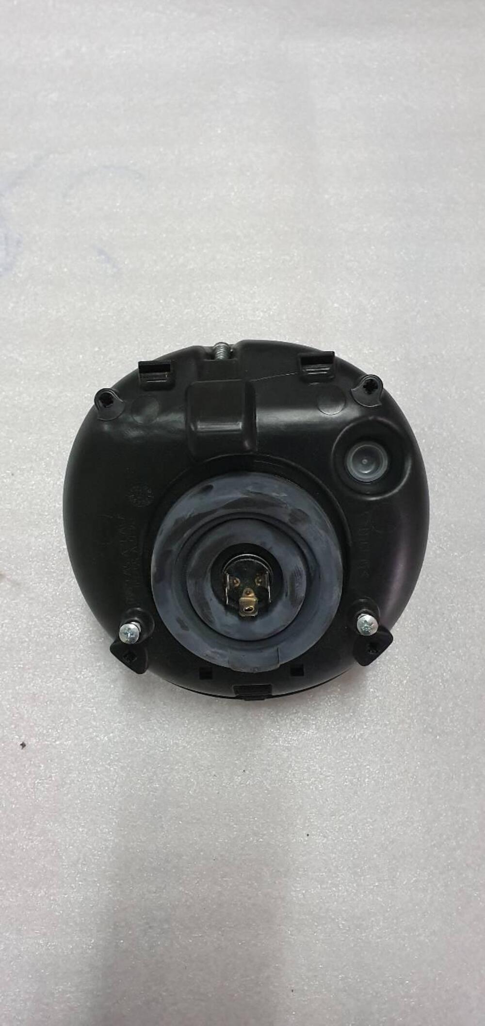 FARO FANALE ANTERIORE PIAGGIO VESPA GTS 300 1D0004 (2)