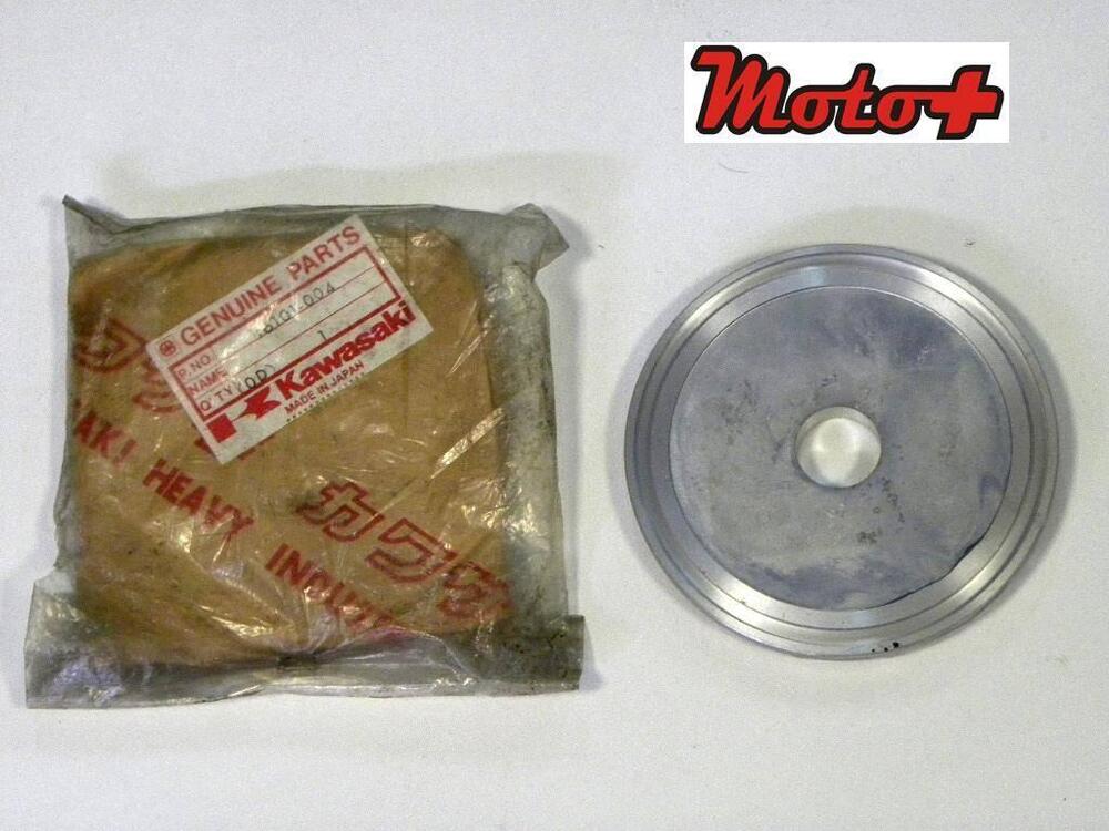 Coperchio filtro olio per Kawasaki Z650/900/1000 (2)