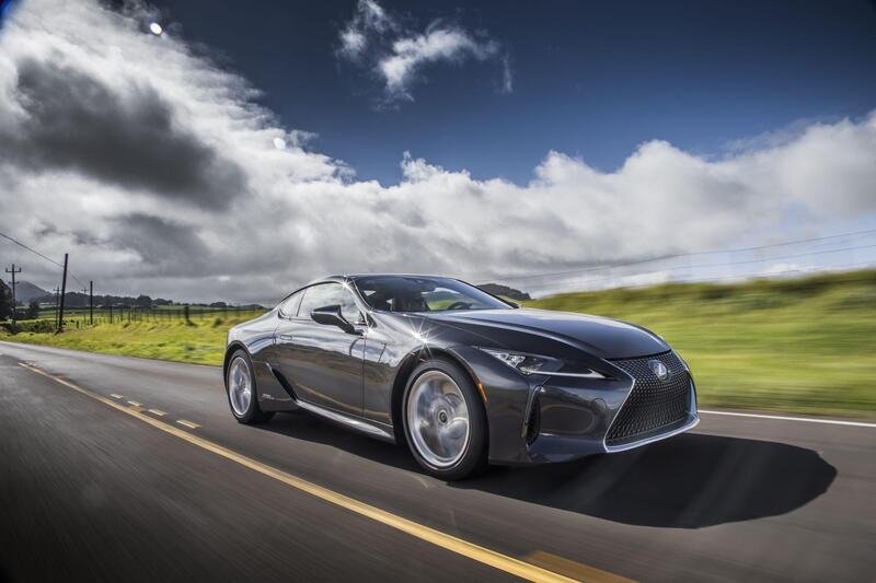 Lexus LC Coup&eacute; 2021: restyling e aggiornamenti tecnici