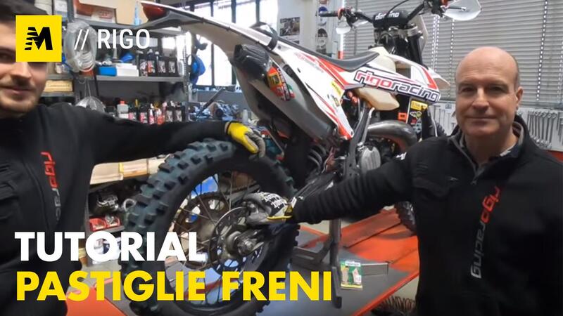 Tutorial moto: come sostituire le pastiglie dei freni