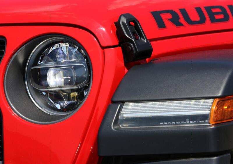 Jeep Wrangler (2018-22) (18)