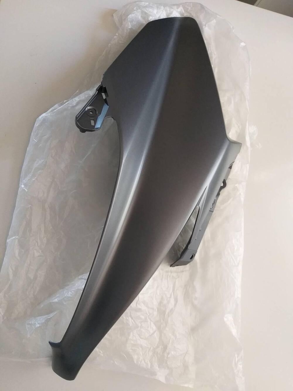 Cupolino destro Yamaha TMAX500 (2)