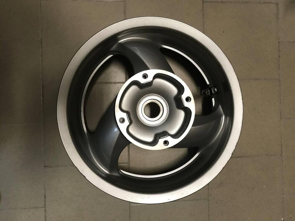 Ruota post Silver Wing 600 VV Honda (7)
