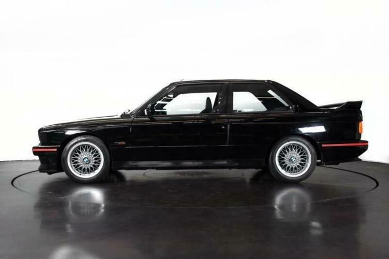 BMW M3 (E30) Sport Evolution III: quanto vale la berlina sportiva di razza con il 2.5: oltre 150K?