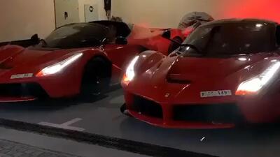 Il suono della RICCHEZZA: LaFerrari e LaFerrari Aperta lasciano il garage...