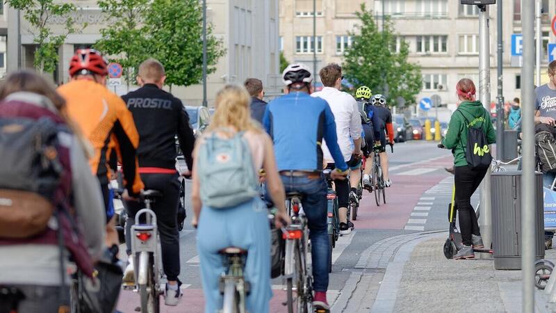 Fase2, OK ripresa di mobilit&agrave; e trasporti: c&#039;&egrave; chi dice no (all&#039;auto e lo scrive al presidente Conte)