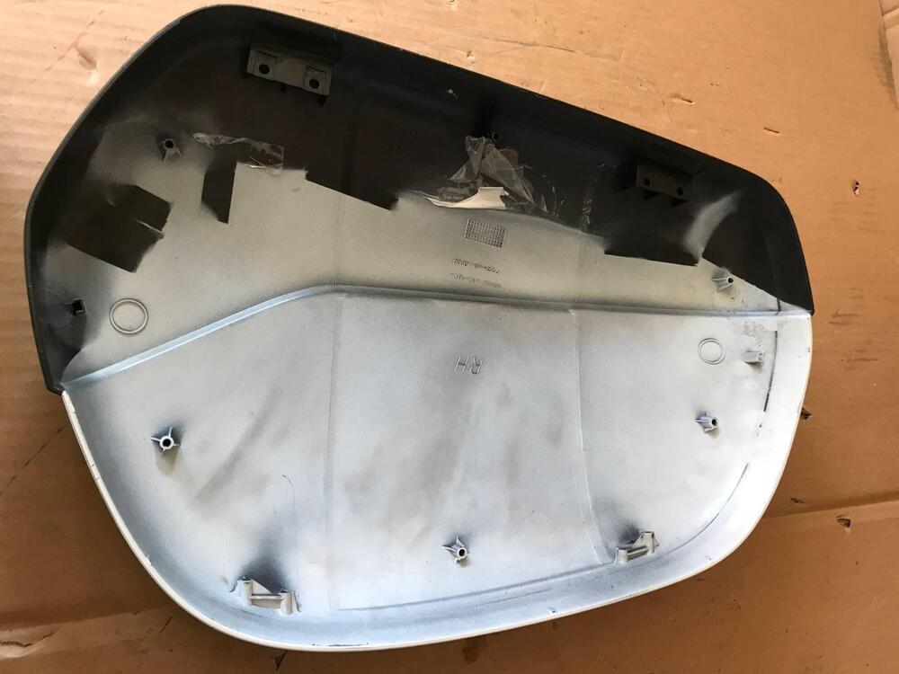 Coperchio borsa dx Honda Deuville 650 2004 A SL (6)