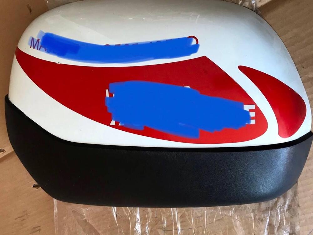 Coperchio borsa dx Honda Deuville 650 2004 B SL (2)