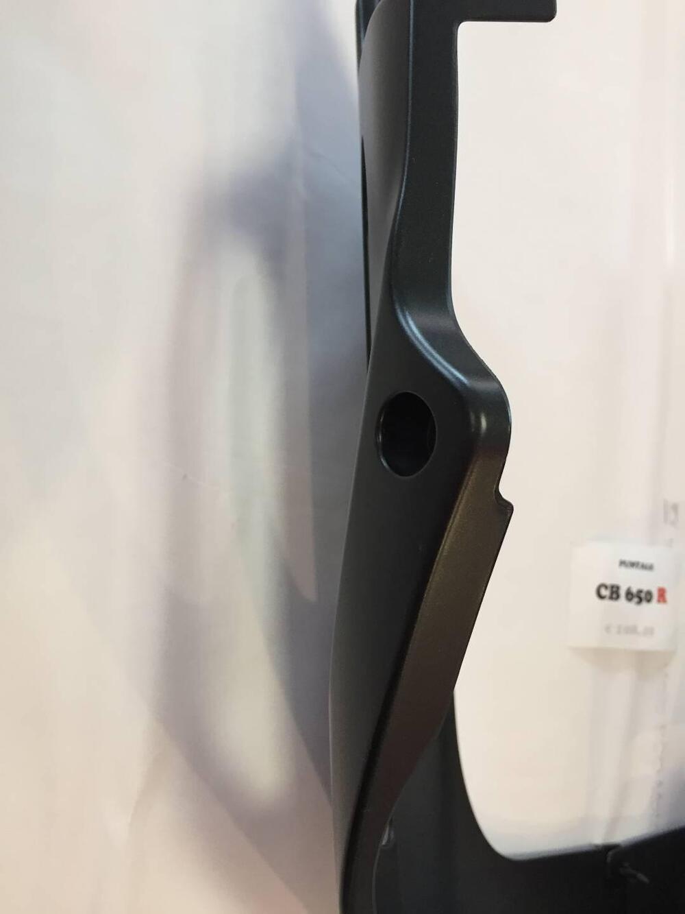 PUNTALE HONDA CB 650 R (3)