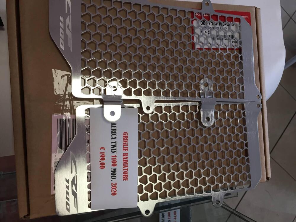 GRIGLIA RADIATORE AFRICA TWIN 1100 Honda (2)