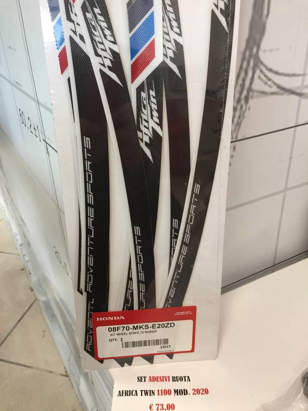 adesivi ruota Africa Twin 1100 Honda