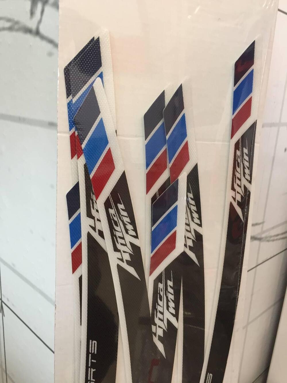 adesivi ruota Africa Twin 1100 Honda (2)