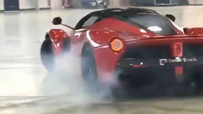 Sentirsi Leonardo Da Vinci con una LaFerrari? Si pu&ograve;...disegnando cerchi PERFETTI