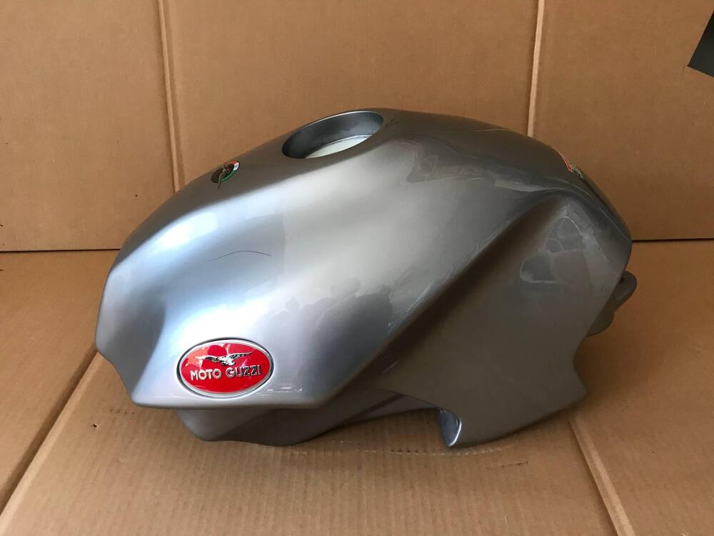 Serbatoio Moto Guzzi Breva 750 grigio SL (2)