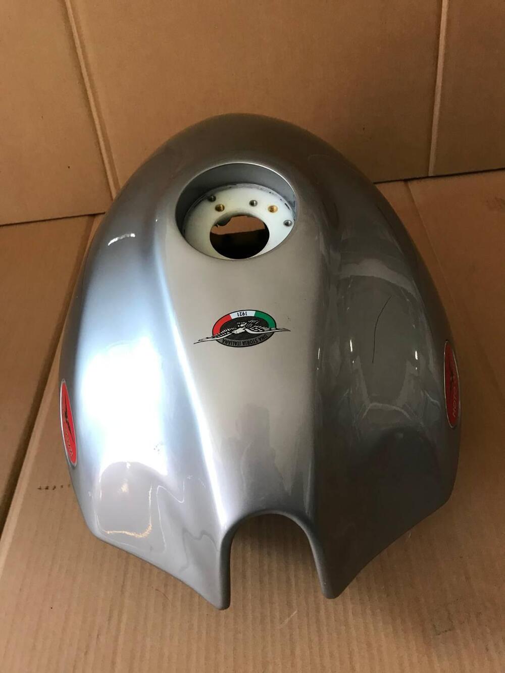 Serbatoio Moto Guzzi Breva 750 grigio SL (4)