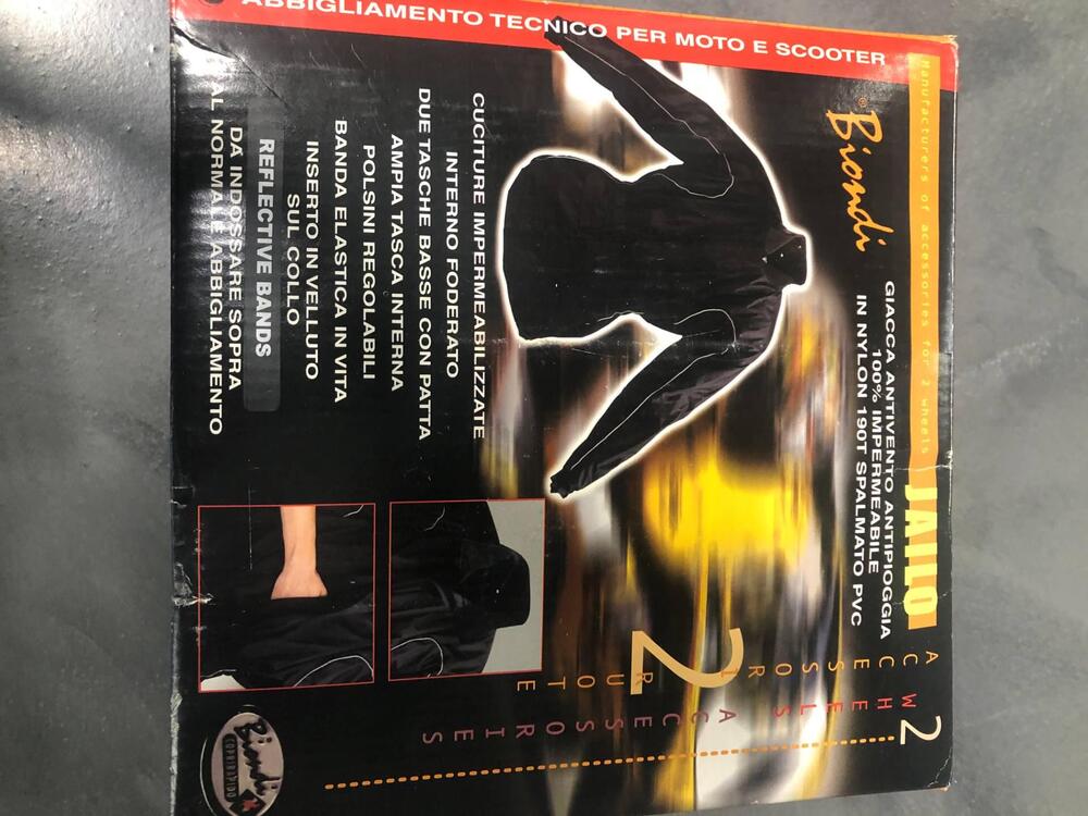 COMPLETO ANTIACQUA BIONDI (2)