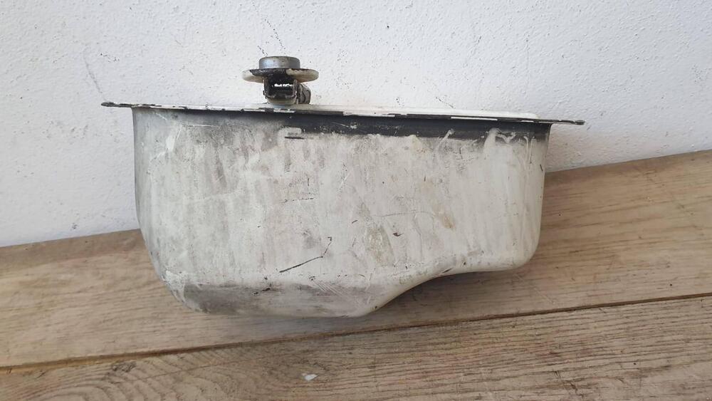 Serbatoio Vespa bianco S.L Piaggio (3)