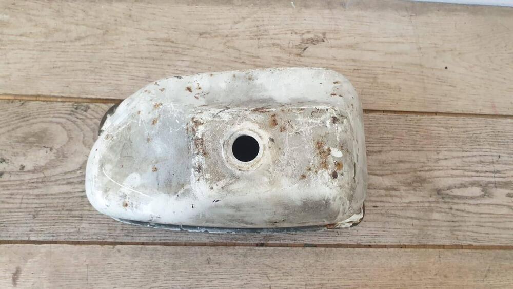 Serbatoio Vespa bianco S.L Piaggio