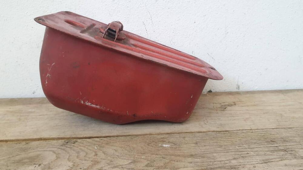 Serbatoio Vespa rosso S.L Piaggio (6)