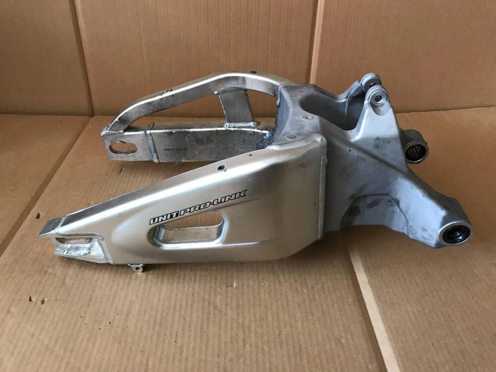 Forcellone Honda CBR 600 RR S.L (2)