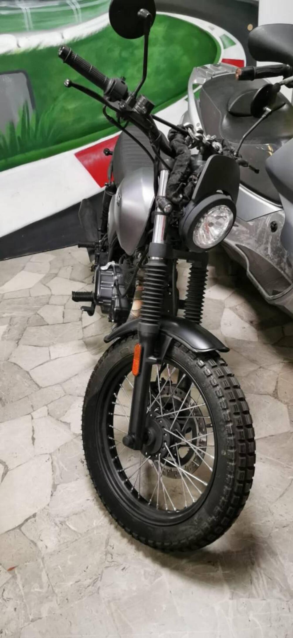 Brixton Motorcycles BX 125 X Scrambler EFI (2017 - 19) (2)