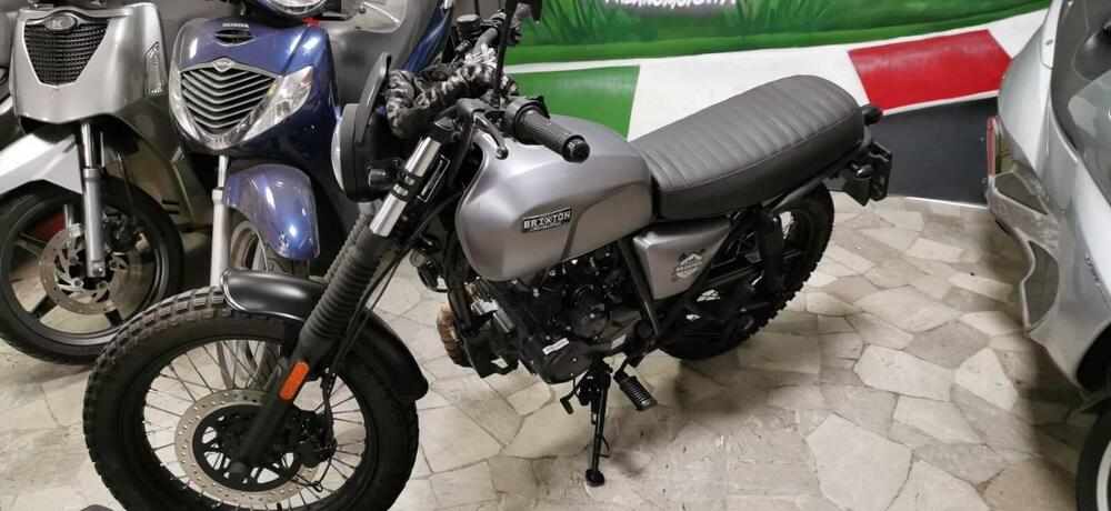 Brixton Motorcycles BX 125 X Scrambler EFI (2017 - 19) (4)