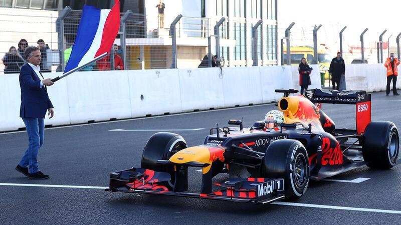 F1 2020 (quella vera in circuito) al via in luglio, Calendario stravolto e gare a porte chiuse: ma che parta!