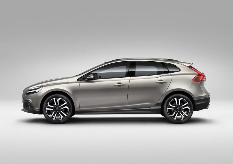 Volvo V40 Cross Country (2012-20) (6)