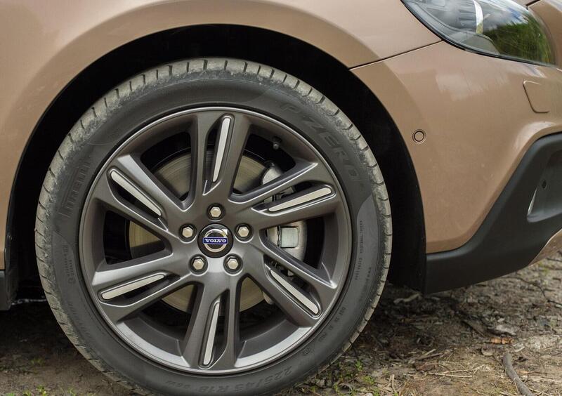 Volvo V40 Cross Country (2012-20) (22)