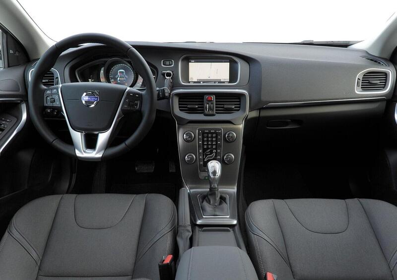 Volvo V40 Cross Country (2012-20) (12)