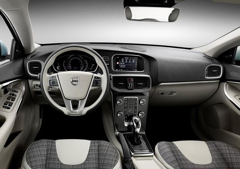 Volvo V40 (2012-20) (22)